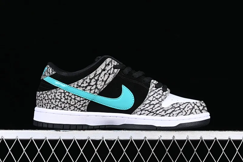 All categories Nk SB Dunk series Nk SB Dunk Low low-top sneakers Nk SB Dunk Low Pro black and white green spotted pattern sports skateboard shoes BQ6817-009